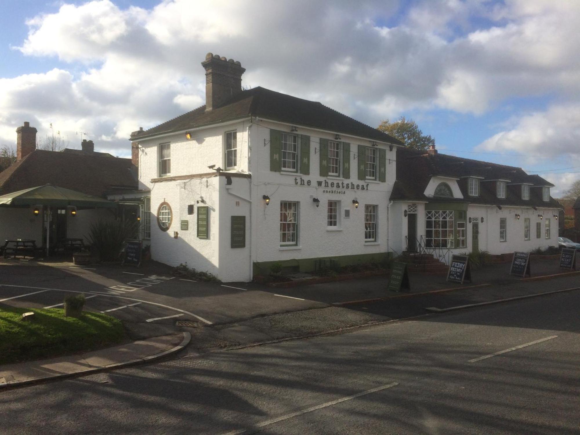 The Wheatsheaf Inn Cuckfield Exteriör bild